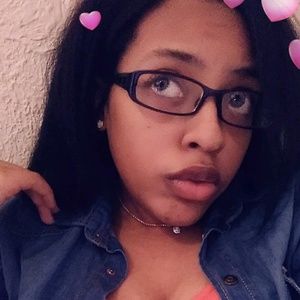 Meet your Posher, Oshiona